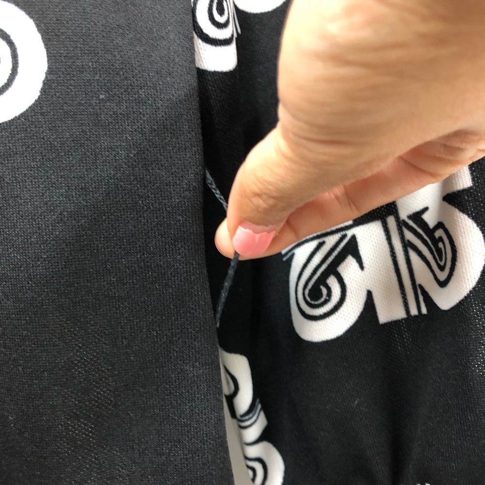Vintage shirt dress made in California geometric black white long sleeve - Picture 5 of 16
